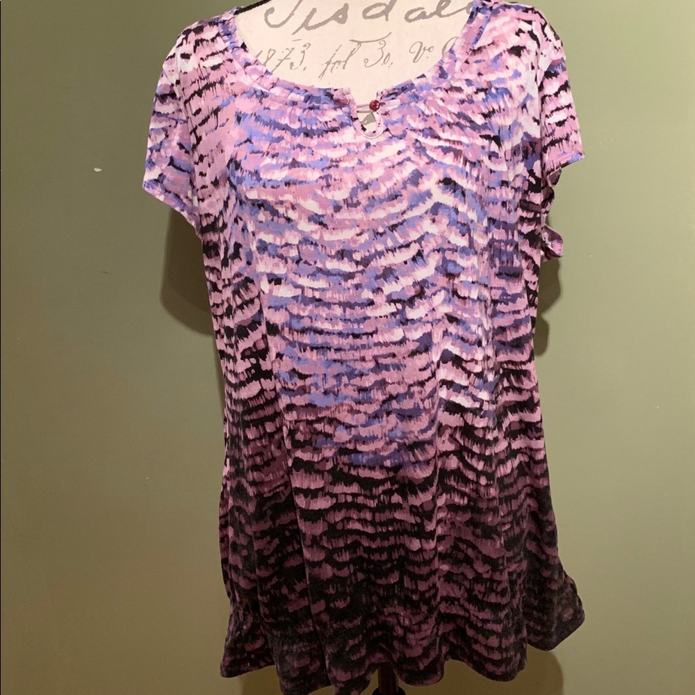 Purple, White, Black Print top Size XL